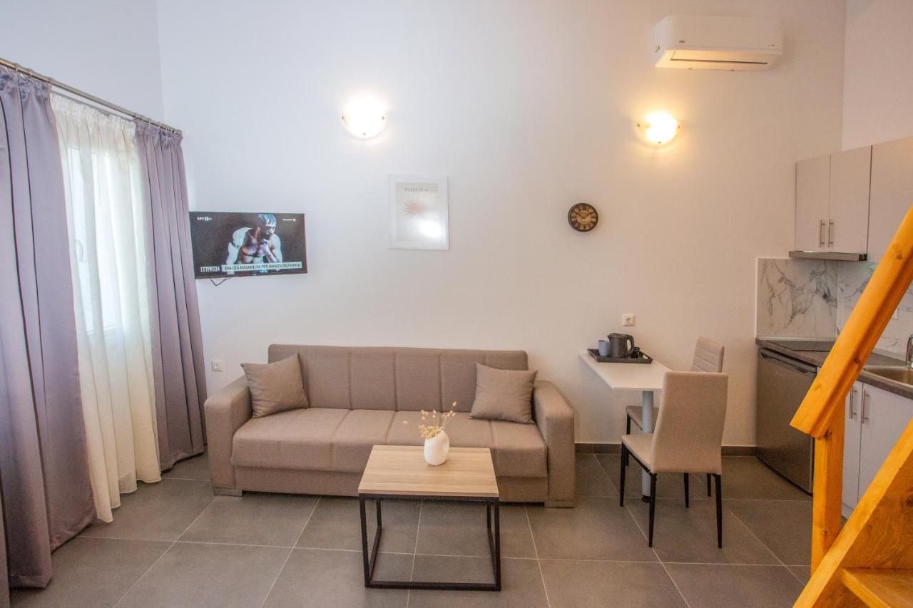 Privileged Villa Néa Péramos Buitenkant foto
